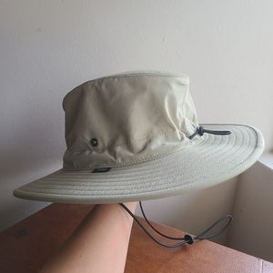Tilley Hat Size L/XL